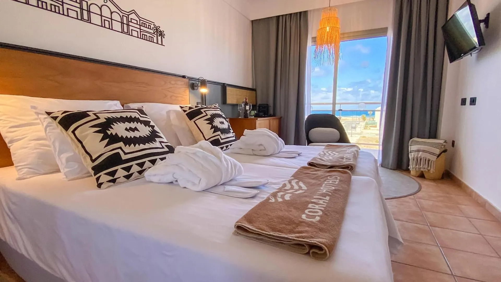 Coral Cotillo Beach 4*,