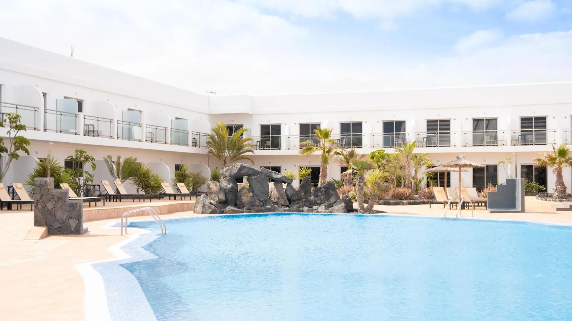 Coral Cotillo Beach 4*, El Cotillo (Fuerteventura) Spain